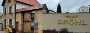 Weingut Gröhl in Rheinhessen, Ansicht Weingut von außen, Weinliebe auf Reisen, Weinreise